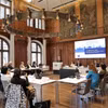 Table ronde en Bavière visant à dynamiser les liens commerciaux entre les entreprises vietnamiennes et cet État du sud-est de l'Allemagne. Photo: VNA