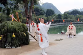 Les 15 et 16 novembre 2025, au site touristique national de Tam Chuc, dans la province de Ninh Binh, s’est tenu le Festival d’échanges culturels bouddhiques Vietnam-Japon. Photo : VNA