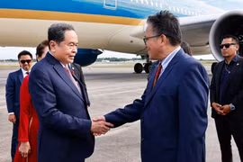 Le président de l’Assemblée nationale, Trân Thanh Mân, arrive à Kuala Lumpur. Photo: VNA