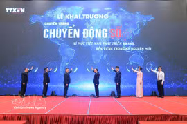 Cérémonie de lancement de la plate-forme d’information « Chuyen dong so », accessible à l’adresse http://chuyendongso.vnanet.vn. Photo: VNA