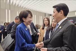 Le président Luong Cuong et la Première ministre japonaise Takaichi Sanae. Photo: VNA