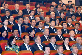 Le dirigeant To Lam, son épouse Ngo Phuong Ly et la délégation vietnamienne de haut niveau les accompagnant lors de l’événement. Photo: VNA