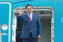 Le Premier ministre Pham Minh Chinh quitte Hanoï pour participer à la 16e Réunion annuelle des nouveaux champions du Forum économique mondial, qui se tiendra dans la ville de Tianjin (WEF Tianjin 16), et mener des activités de travail en Chine, du 24 au 27 juin 2025. Photo: VNA