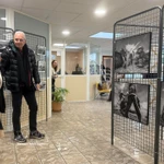 L'exposition se déroule du 3 au 13 février à l'Hôtel de Ville de Châteaudun, en région Centre-Val de Loire. Photo: VNA