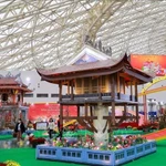 Espace « Têt des retrouvailles » à la Foire du Printemps 2026 à Hanoï. Photo: VNA