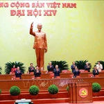 Le Présidium du 14e Congrès national du Parti. Photo : VNA