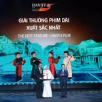 Remise de prix du 7e Festival international du film de Hanoï. Photo: nguoihanoi.vn