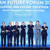 Le Premier ministre Lê Minh Hung (centre) et les Premier ministres lao Sonexay Siphandone, cambodgien Hun Manet, thaïlandais Anutin Charnvirakul et est-timorais Xanana Gusmão, ainsi que le secrétaire général de l’ASEAN Kao Kim Hourn posent pour une photo de groupe lors de l’ouverture du Forum de l'avenir de l'ASEAN 2026 à Hanoï. Photo: VNA 