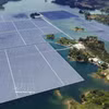 Outre leur capacité à générer de l’électricité, les panneaux photovoltaïques flottants offrent plusieurs avantages environnementaux et économiques. Photo : VNA