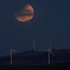 Une éclipse lunaire transforme la Lune près de la capitale australienne, Canberra, le 14 mars 2025. Photo : AFP/VNA