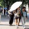 Les conditions météorologiques devraient s’aggraver mercredi 3 juin, avec des températures prévues entre 35°C et 38°C dans de nombreuses régions, et pouvant même dépasser les 39°C localement. Photo: VNA