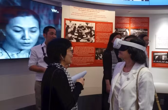 Des espaces interactifs intégrant la technologie numérique sont en cours d'aménagement dans de nombreux musées de Hô Chi Minh-Ville. Photo: nhandan.vn