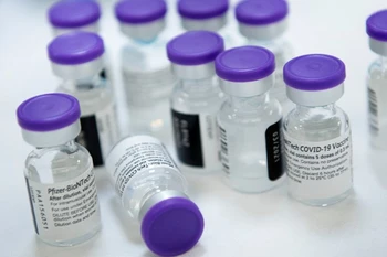 COVID-19 : le premier lot de vaccin de Pfizer pour le Vietnam arrivera en juillet