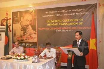 Présentation d'un livre sur Ho Chi Minh au Bangladesh