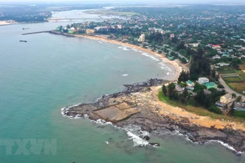 Découvrir la beauté de Cua Tung, une plage de sable blanc à Quang Tri