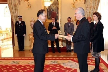 Ouverture d’un bureau consulaire d’honneur du Vietnam à l’Andorre-la-Vieille