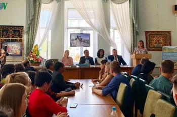 Traduction d’œuvres littéraires vietnamiennes en ukrainien
