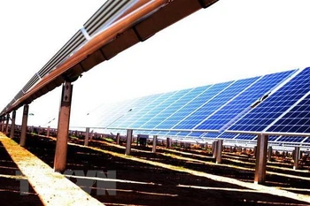 An Giang: la grande centrale solaire sera mise en service en juin
