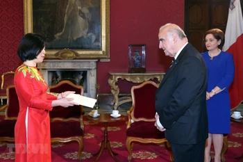 Le Vietnam prend en haute estime la promotion de ses relations avec Malte