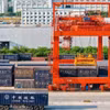 Les marchandises sont regroupées au port ferroviaire international de Nanning, dans la province du Guangxi, avant d'être transbordées vers le Vietnam par des trains intermodaux Vietnam-Chine. Photo : VNA