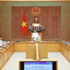 Le Premier ministre Le Minh Hung travaille avec le ministère de la Construction. Photo : VNA