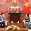 La vice-présidente de l’Assemblée nationale, Nguyen Thi Thanh et le professeur Kim Hak-Min, lors de la rencontre à Hanoï. Photo : VNA