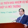 Le Premier ministre Pham Minh Chinh prend la parole à la conférence de bilan des activités de 2025 et de la période 2021-2025 et de déploiement des missions pour 2026 du secteur de l’agriculture et de l’environnement. Photo : VNA