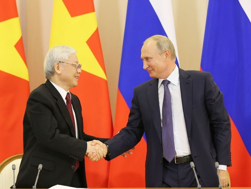 Le président russe Vladimir Poutine et le secrétaire général Nguyen Phu Trong, en visite officielle en Russie, le 6 septembre 2018 à Sotchi. Photo: VNA