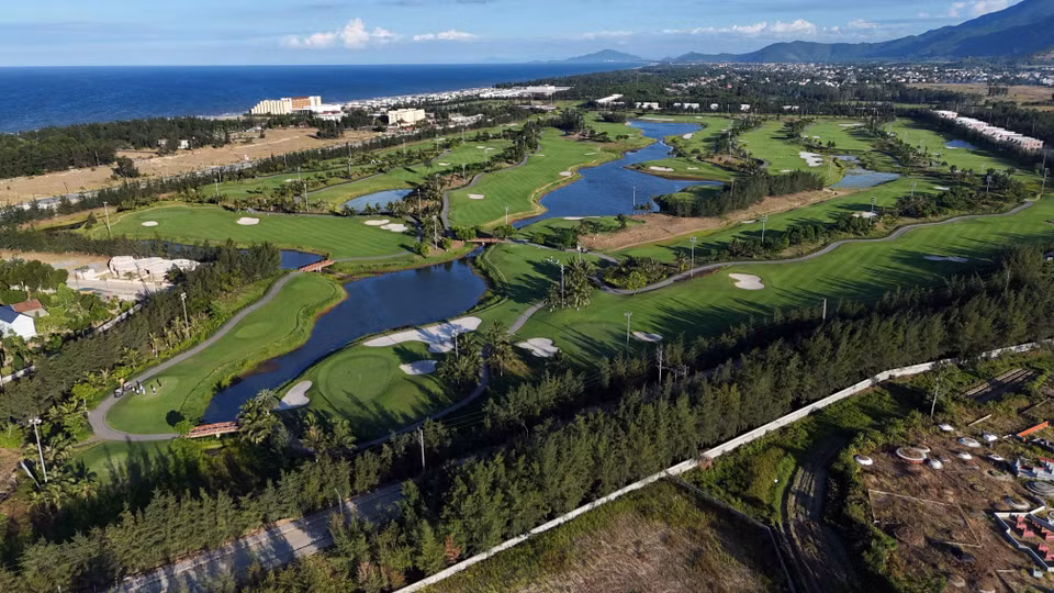 Le terrain de golf Muong Thanh Xuan Thanh.