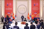 Le secrétaire général du Parti, Tô Lâm, s'exprime au banquet. Photo: VNA