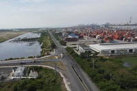 Face à la pression de l’urbanisation rapide et aux nouvelles exigences de croissance, Hô Chi Minh-Ville accélère la mise en œuvre de nombreux projets d’infrastructures stratégiques. Photo: VNA