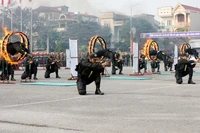  14e Congrès national du Parti : entraînement des forces d'élite pour garantir l'ordre public 