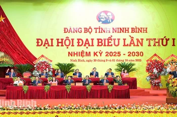 Congrès de l'organisation du Parti de Ninh Binh pour le mandat 2025-2030. Photo: VNA