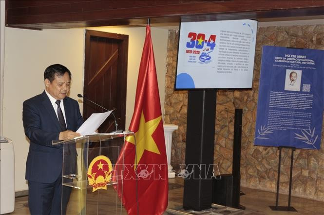 L'ambassadeur du Vietnam au Brésil, Bui Van Nghi. Photo: VNA