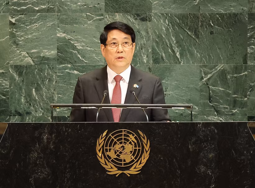 Le président Luong Cuong prononce un discours lors du débat général de haut niveau de la 80e Assemblée générale des Nations unies. Photo: VNA