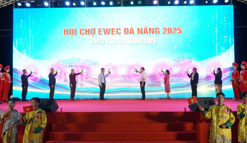 Ouverture de la foire EWEC-Dà Nang 2025. Photo: VNA