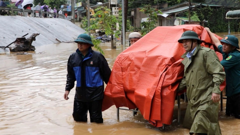 En raison du typhon Kajiki, la commune de Hôi Xuân, province de Thanh Hoa, a été inondée. Photo: VNA
