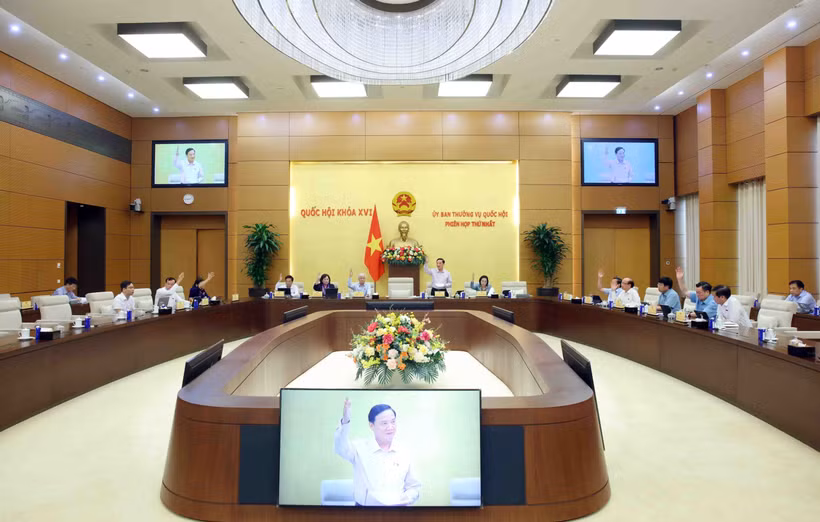 Le Comité permanent de l’Assemblée nationale a adopté une résolution relative à la création de dix quartiers dans la province de Dong Nai, tout en donnant un avis sur le projet d’établissement de la ville de Dong Nai (relevant du pouvoir central). Photo: VNA
