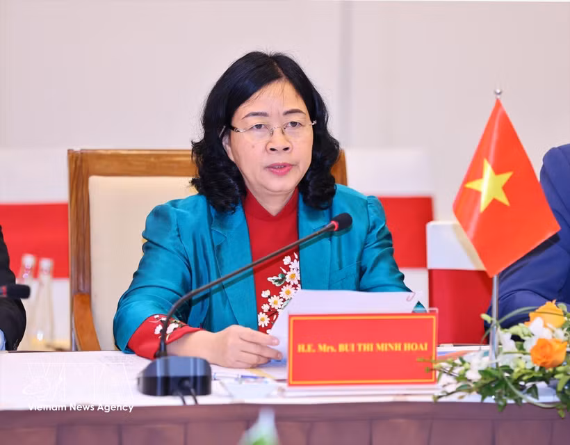 Bui Thi Minh Hoai, membre du Bureau politique, secrétaire du Comité central du Parti et présidente du Comité central du Front de la Patrie du Vietnam (FPV). Photo: VNA