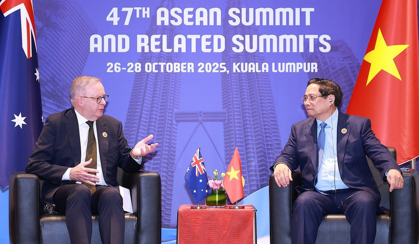 Le Premier ministre vietnamien Pham Minh Chinh (droite) et son homologue australien Anthony Albanese. Photo: VNA