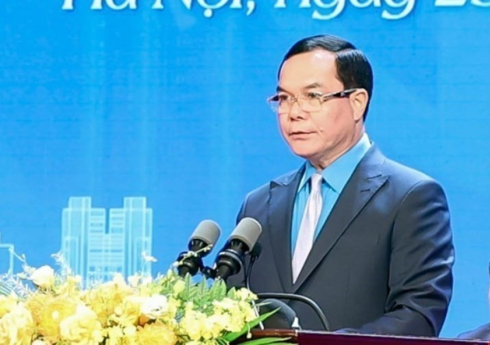 Le président de la Confédération générale du travail du Vietnam Nguyen Dinh Khang.