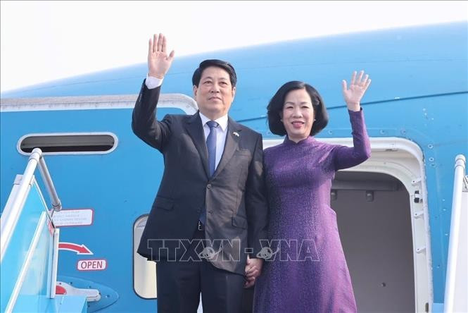Le président de la République, Luong Cuong et son épouse. Photo: VNA