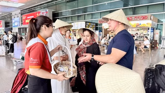 Des touristes iraniens effectueront un voyage de 10 jours au Vietnam. Photo : chinhphu.vn