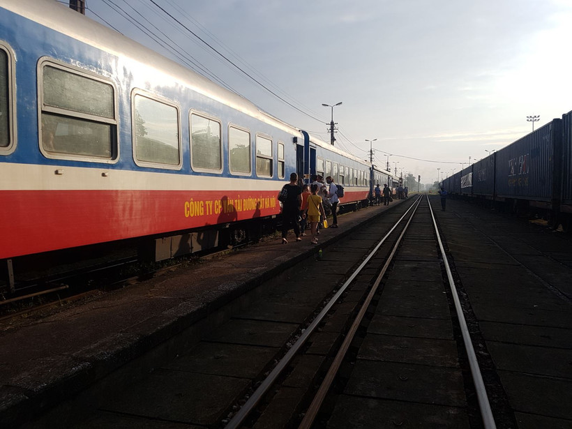Le secteur ferroviaire annonce le calendrier de vente des billets de train pour le Nouvel An lunaire 2026. 