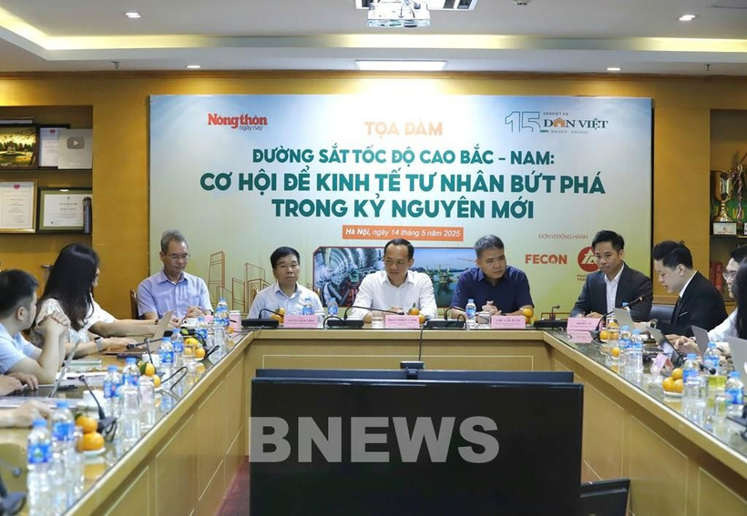 Lors d'un séminaire organisé le 14 mai, les experts ont souligné la nécessité de mettre en place une chaîne d'approvisionnement industrielle locale. Photo: VNA