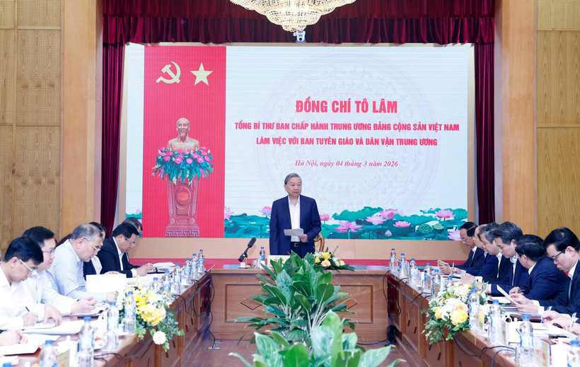 Le secrétaire général du Parti communiste du Vietnam, To Lam, s'exprime. Photo: VNA