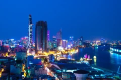 Zone centrale du premier arrondissement de Hô Chi Minh-Ville sur les rives de la rivière Sài Gon. Photo : VNP