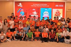 Des représentants de clubs de course à pied de tout le pays participant à la conférence de presse sur la course à pied « My Vietnam 2026 ». Photo: VNA