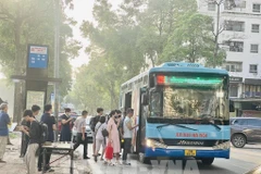 Hanoi accélère la transition vers un réseau de bus verts. Photo : VNA