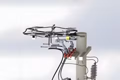 Robot aérien – un bras robotisé monté sur un drone, créé par l'intégration des technologies de la robotique et des drones. Photos: VGP